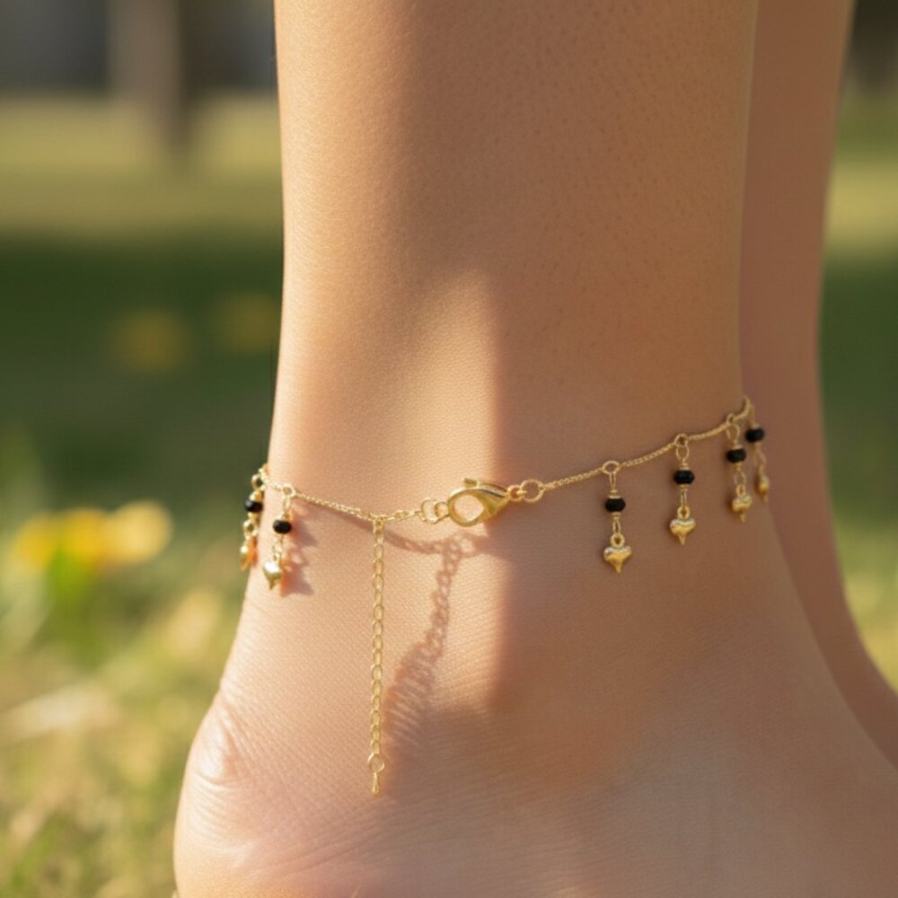 "Handmade Anklet – Elegant & Delicate Jewelry for Women | UNVRC1148 - Picture 4 of 4